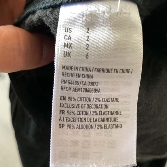 American Eagle Black Denim Shorts (size 2) - Picture 6 of 7